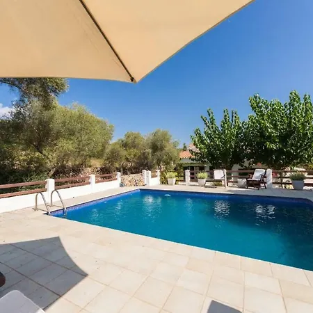 Finca La Paloma فيلة ماهون